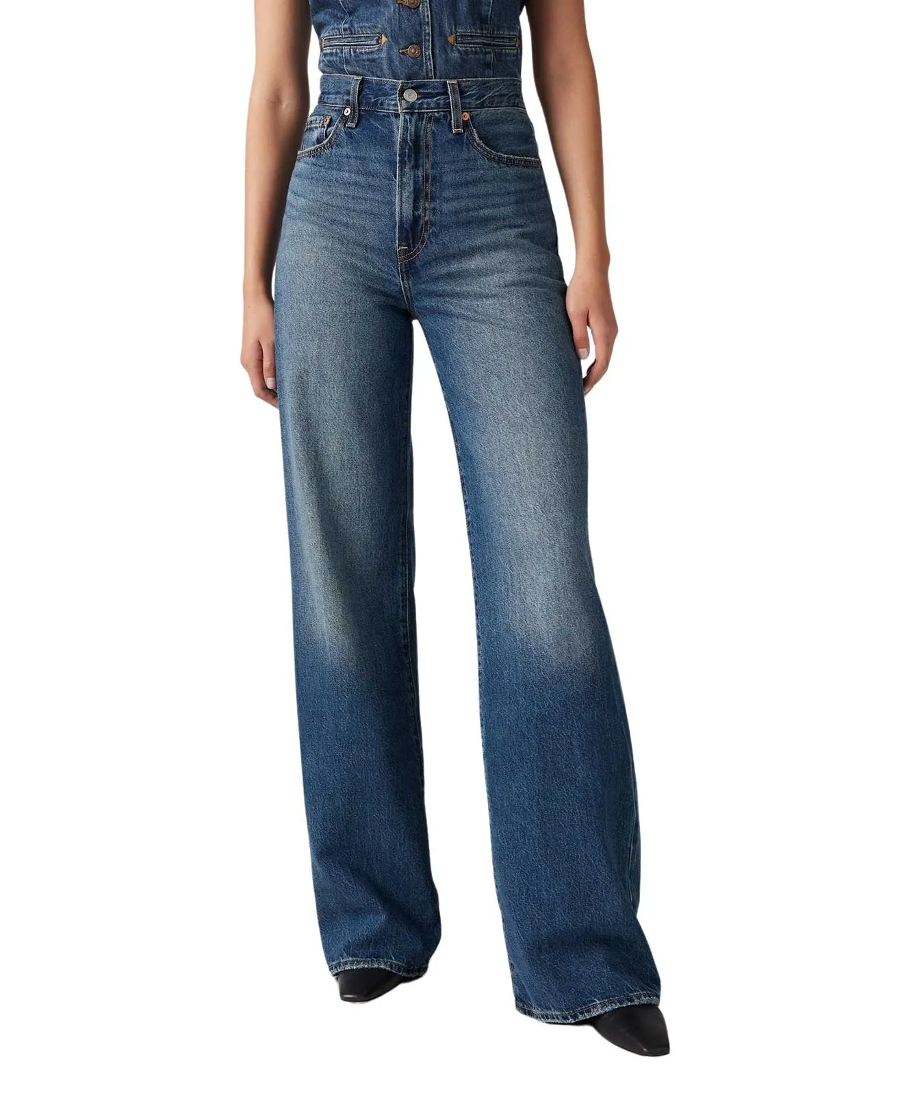Levis Ribcage Wide Leg Jeans mit High Waist in Mittelblau