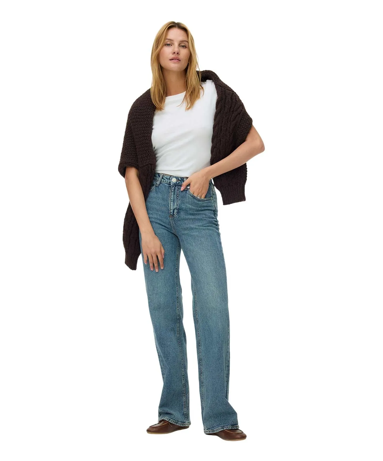 Vero Moda Tessa Jeans Wide Fit in Mittelblau