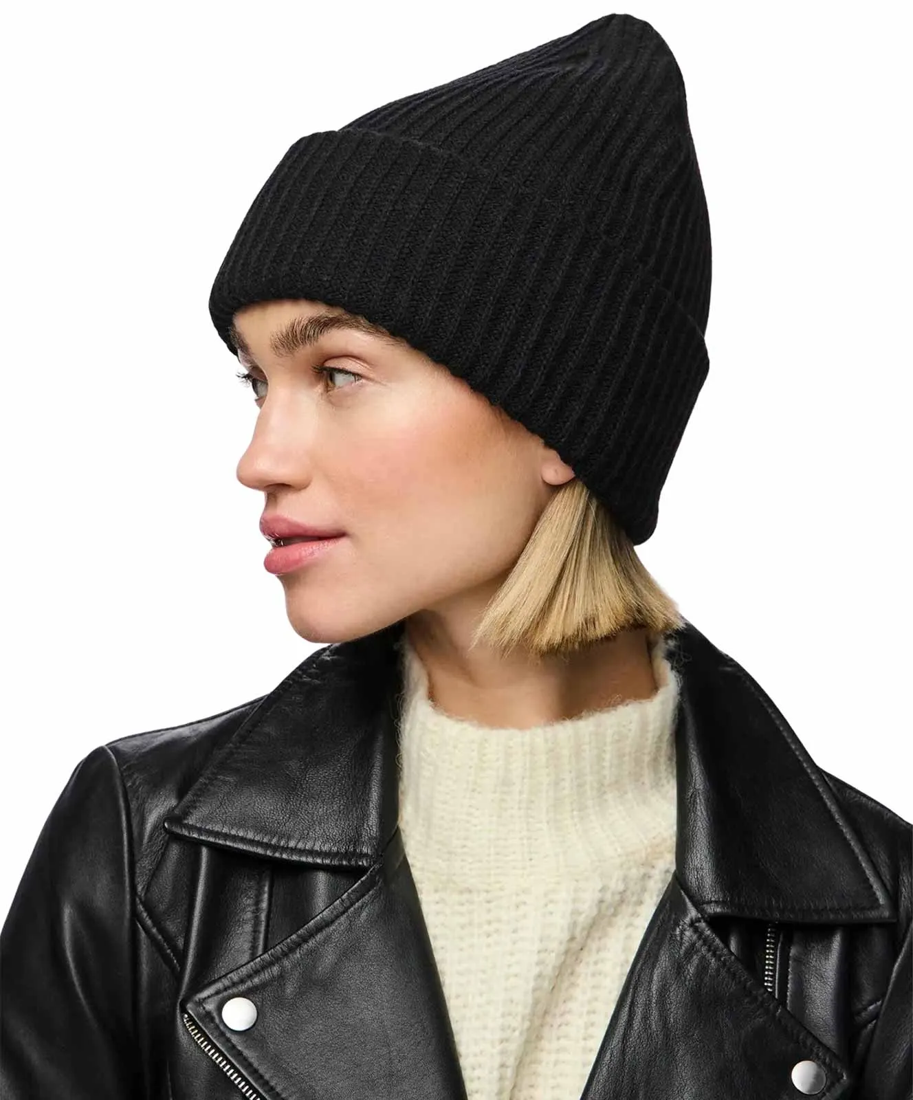 Pieces Flachstrickmütze Hexo Hood in Schwarz