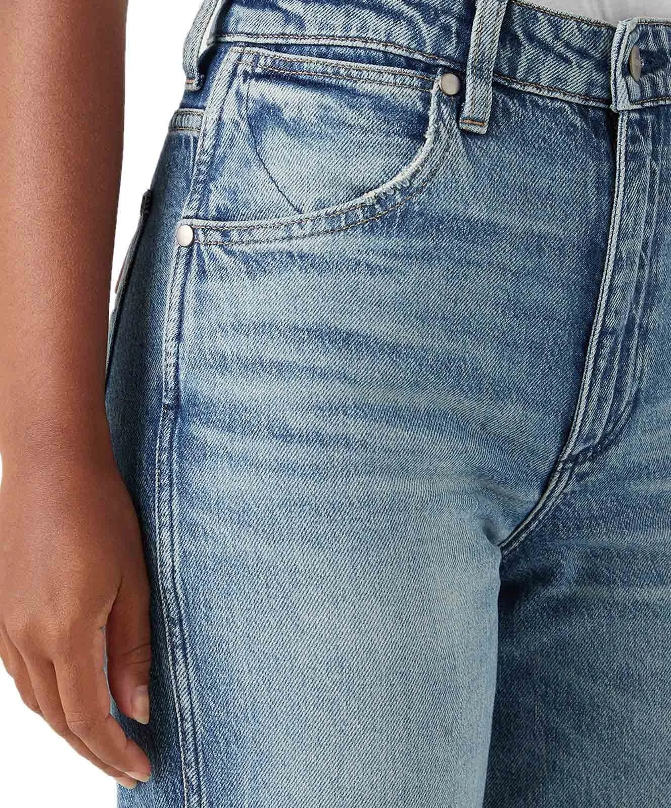 Damen Jeans Mom von Wrangler in Tainted Wash