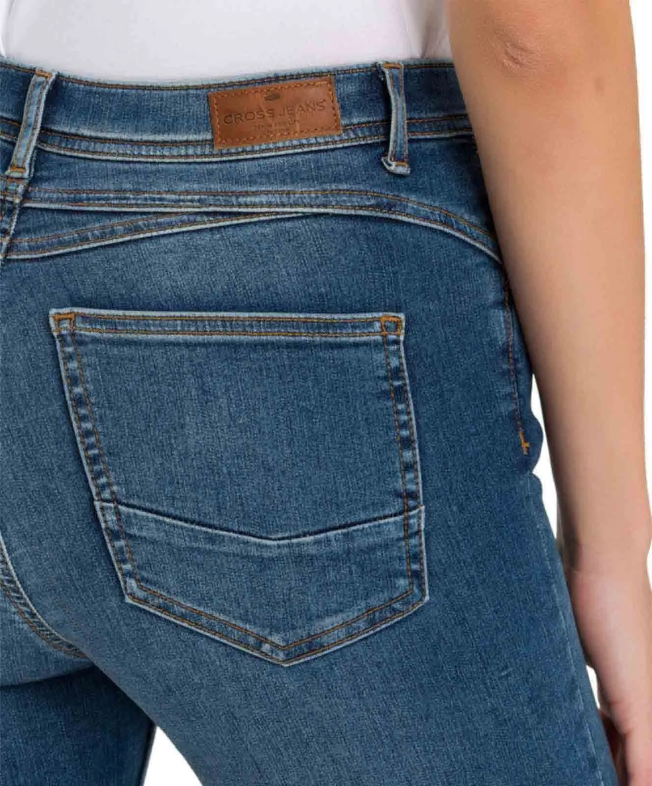 Damen Jeans Judy von Cross in Dark Mid Blue