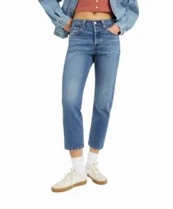 Levi's 501 Crop Jeans in mittelblau mit ⅞ Länge