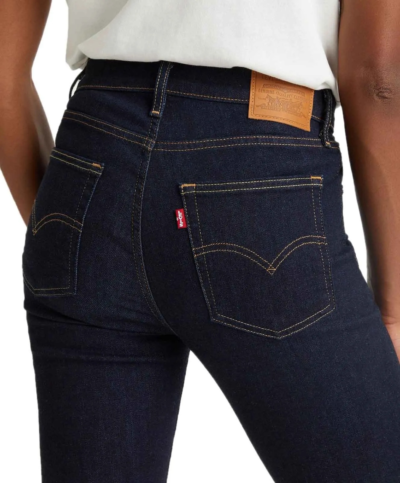 Damen Jeans 724 High-Waisted Straight von Levis in Blue Wave Rinse