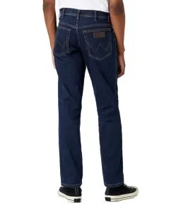 Wrangler Herren Jeans Texas Slim in dunkelblauem Cross Game
