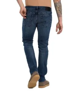 Cross Jeans Damien mit Slim Fit in blauem Used Look
