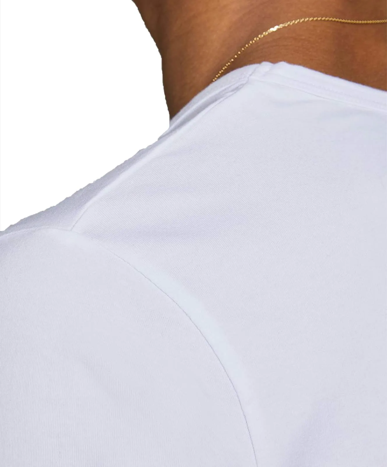 Herren Shirt Basic V-Neck von Jack & Jones in Opt White