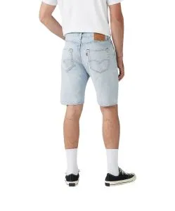 Levis 501 Shorts mit geradem Schnitt in Hellblau