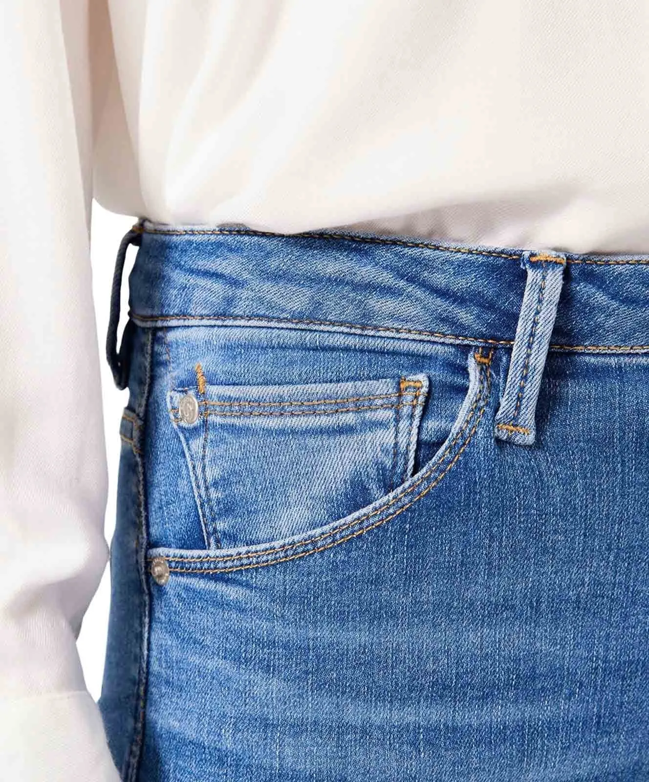 Damen Jeans Celia 248 von Garcia in Medium Used