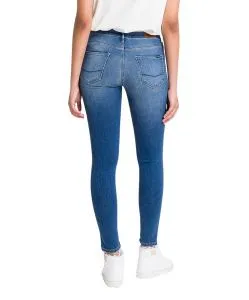 Cross Jeans Giselle mit verkürzter Beinlänge in Mittelblau 
