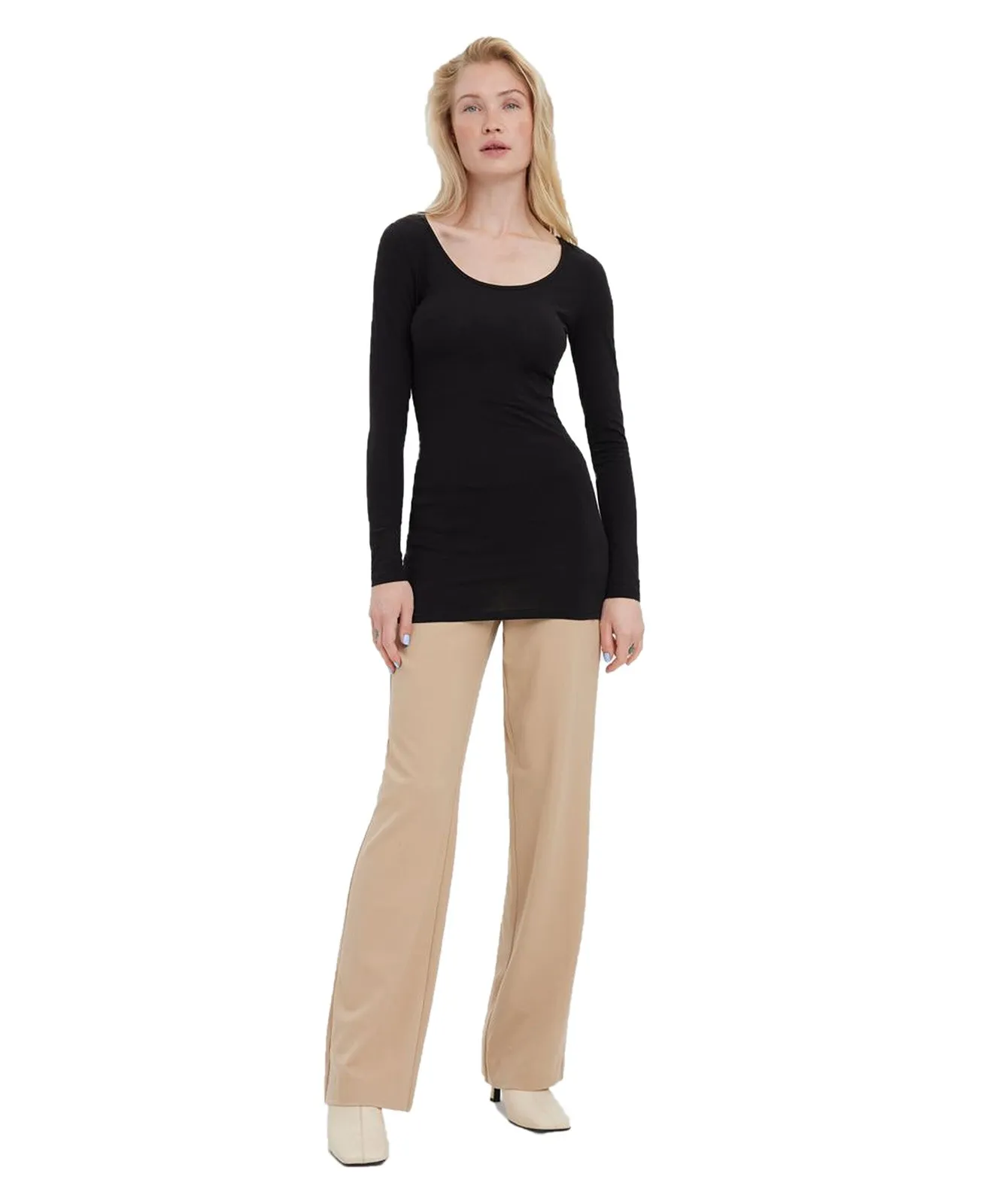 Damen Shirt Maxi My Soft Long U-Neck von Vero Moda in Black