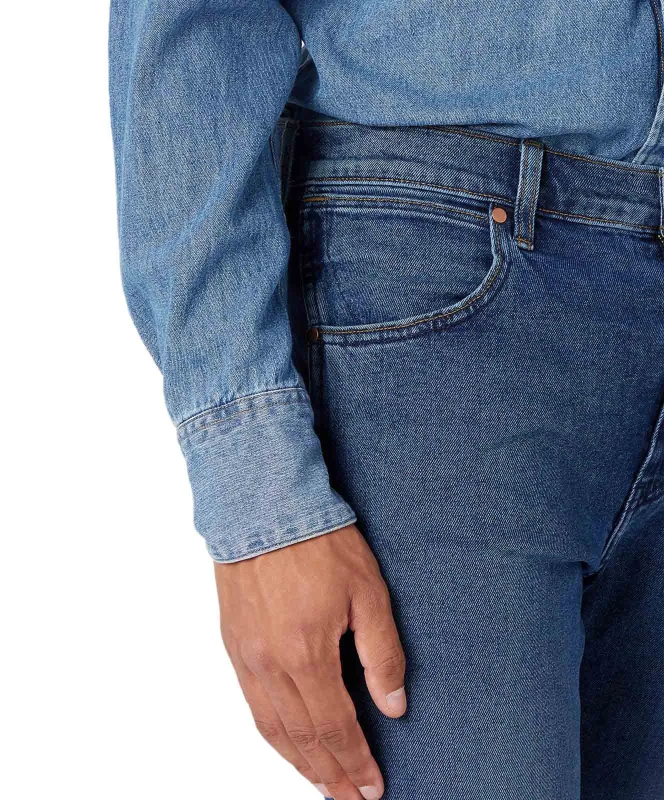 Herren Jeans Larsten von Wrangler in The Rock