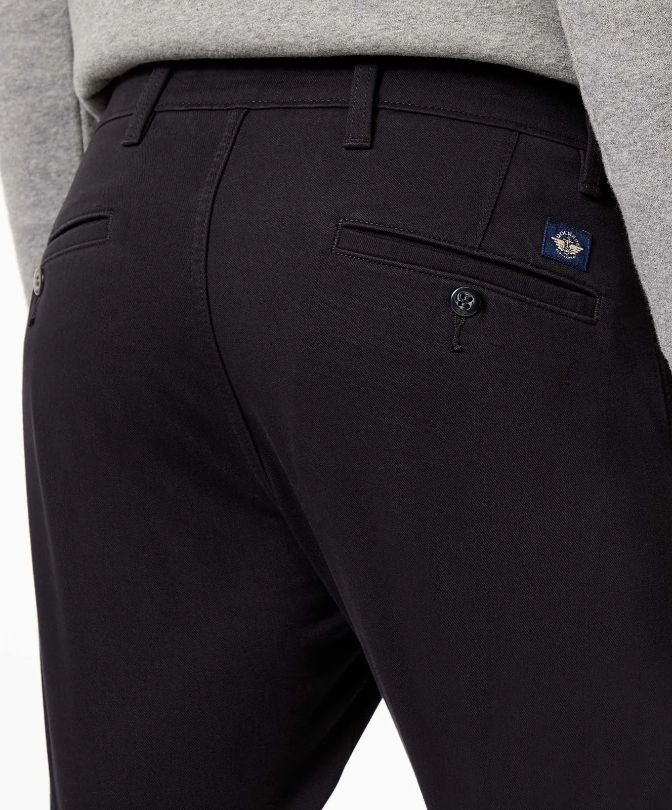 Herren Hose Alpha Chino von Dockers in Black