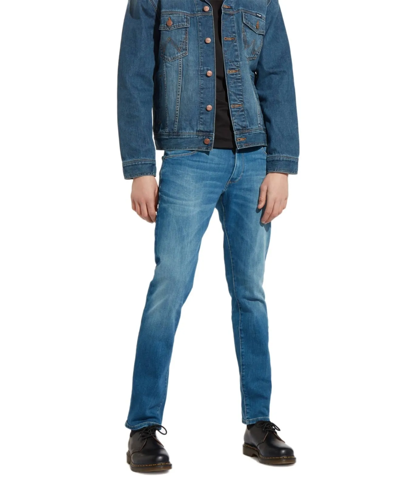 Herren Jeans Larsten von Wrangler in Far Green