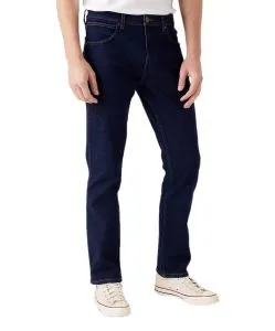 Wrangler Jeans Greensboro im tiefem Dunkelblau