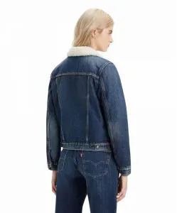 Levi’s Jeansjacke Trucker in Blau mit Sherpa-Futter