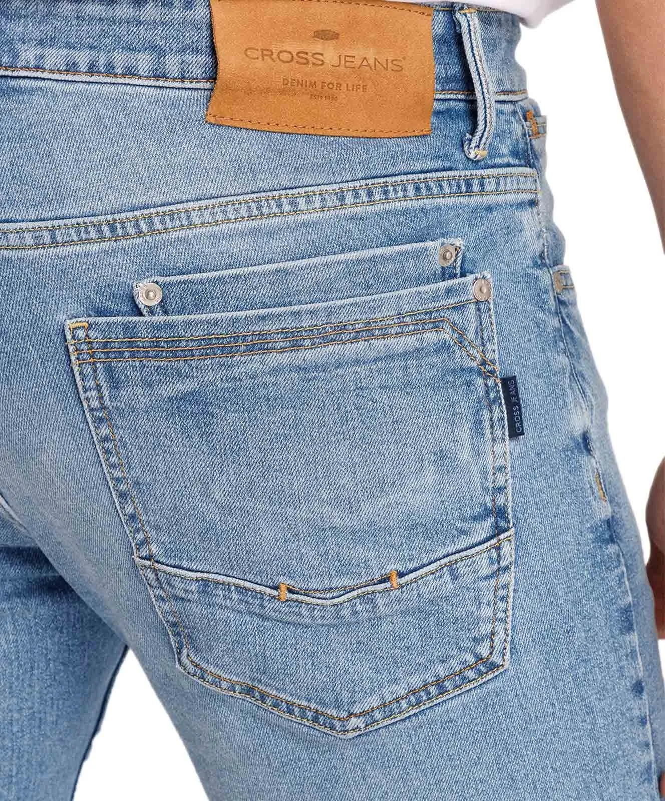 Herren Jeans Dylan von Cross in Light Mid Blue