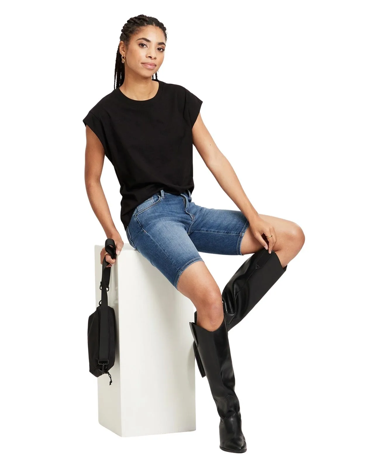 Damen Jeans Anya Short von Cross in Dark Mid Blue