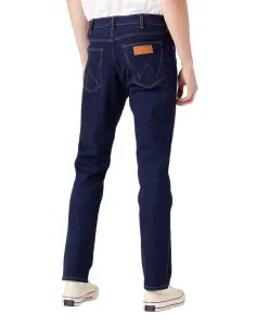 Wrangler Jeans Greensboro im tiefem Dunkelblau