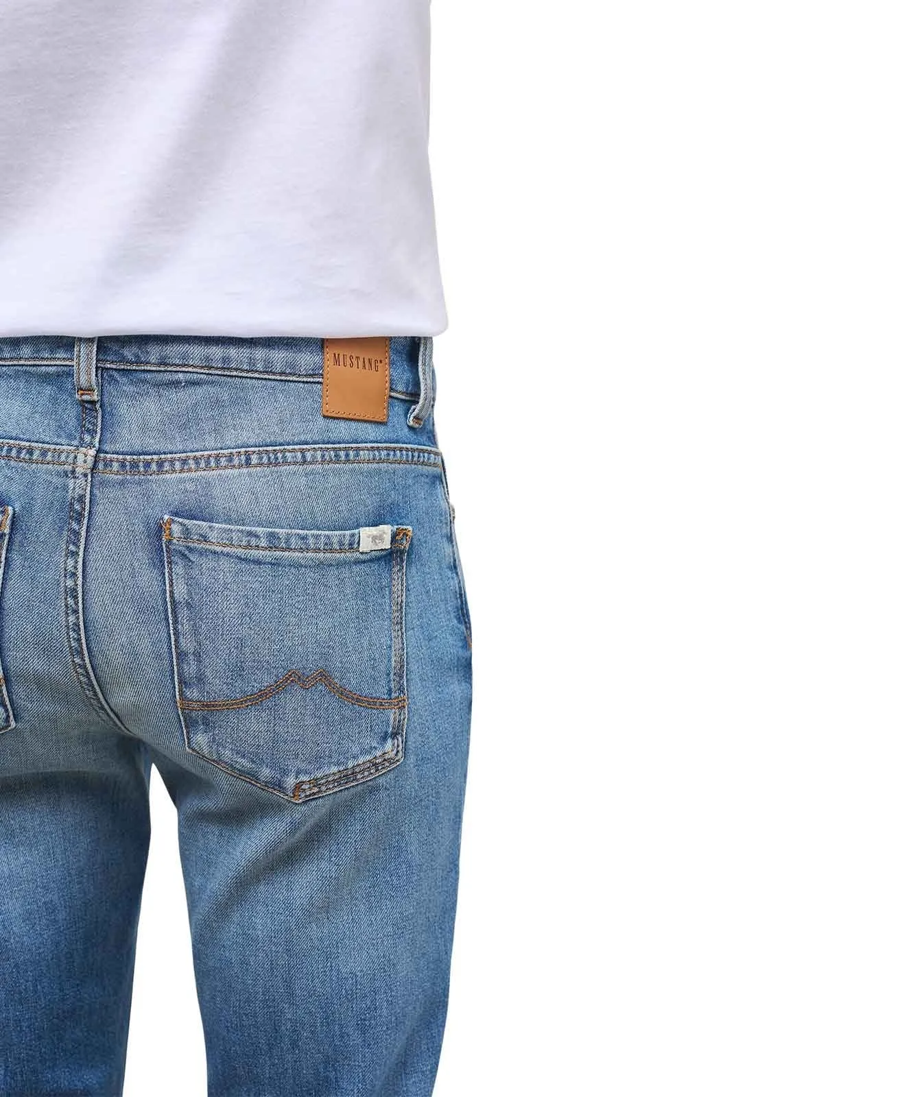 Damen Jeans Crosby Relaxed Straight von Mustang in Mittelblau