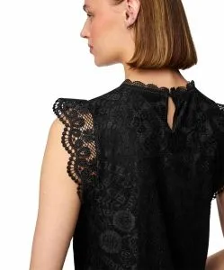 Pieces Kleid mit Spitze Olline in Schwarz