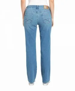 MAC Jeans Laura in Baby blauer Waschung mit Flared Fit
