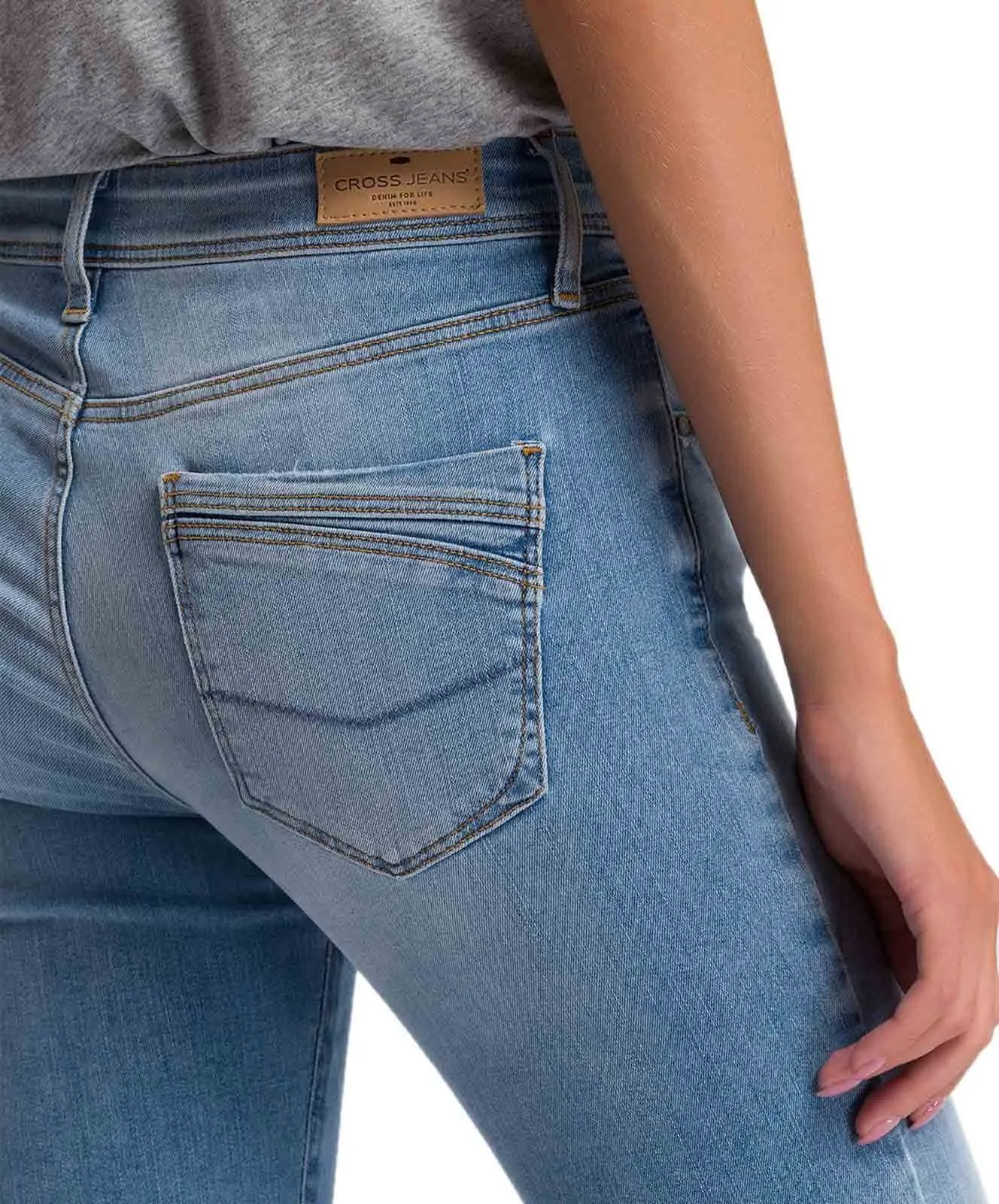 Damen Jeans Anya von Cross in Sky Blue Washed