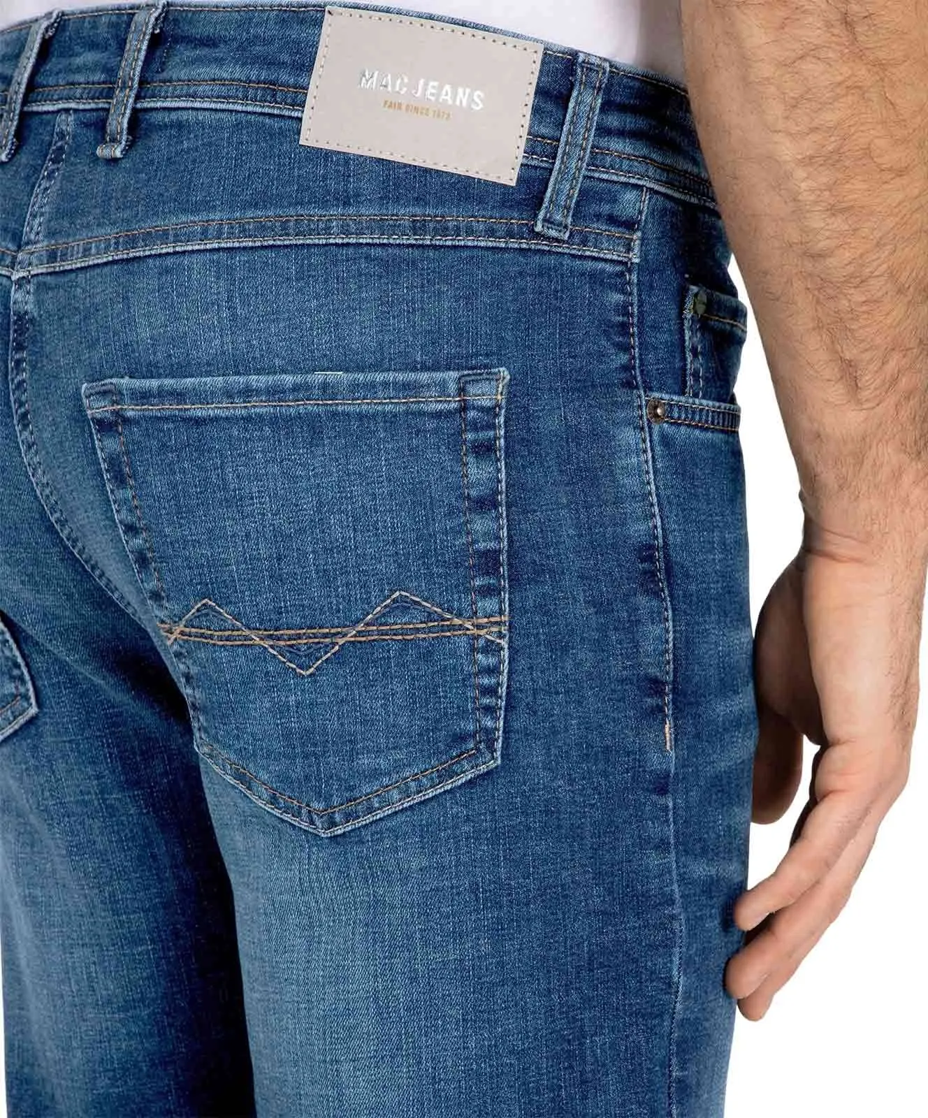 Herren Jeans Arne von MAC in Dark Blue Authentic 3D