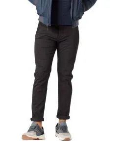 Dockers Alpha Chino aus schwarzem 360 Flex Material