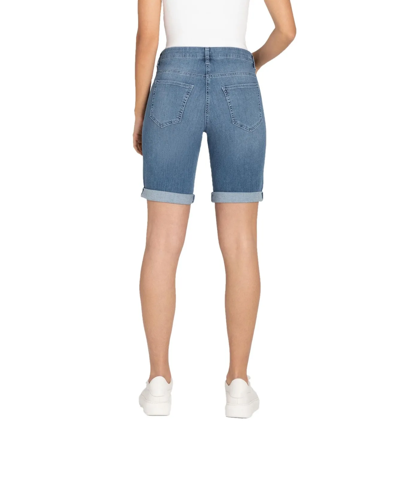 Damen Jeans Shorty von MAC in Commercial Summer Blue Wash