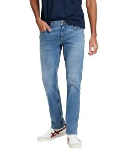 Cross Jeans Dylan mit Regular Fit in hellblauer Waschung