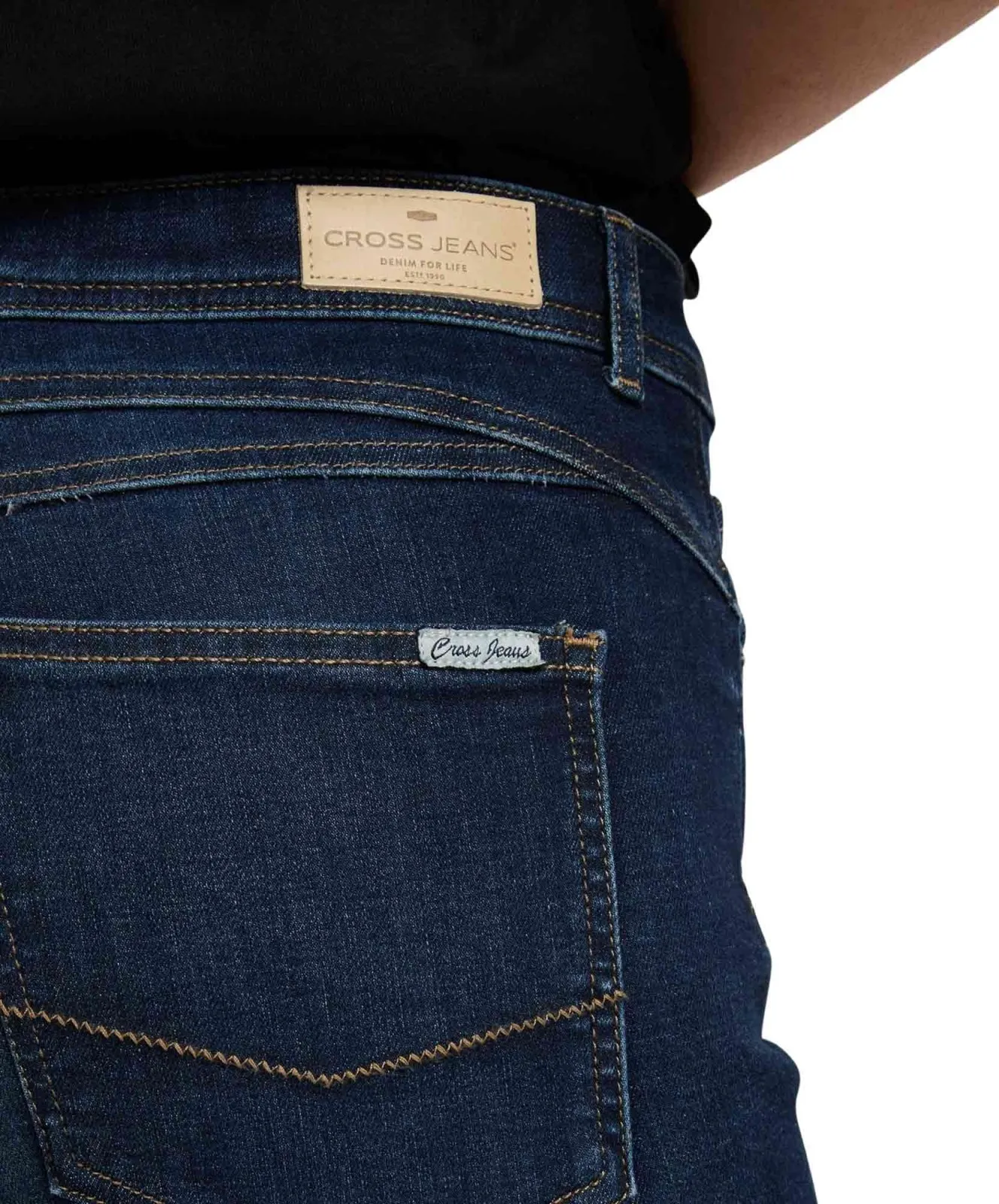 Damen Jeans Judy von Cross in Dark Blue