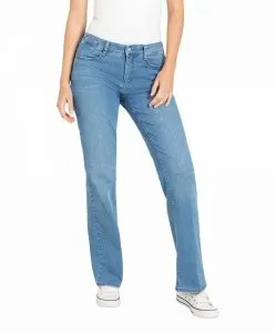 MAC Jeans Laura in Baby blauer Waschung mit Flared Fit