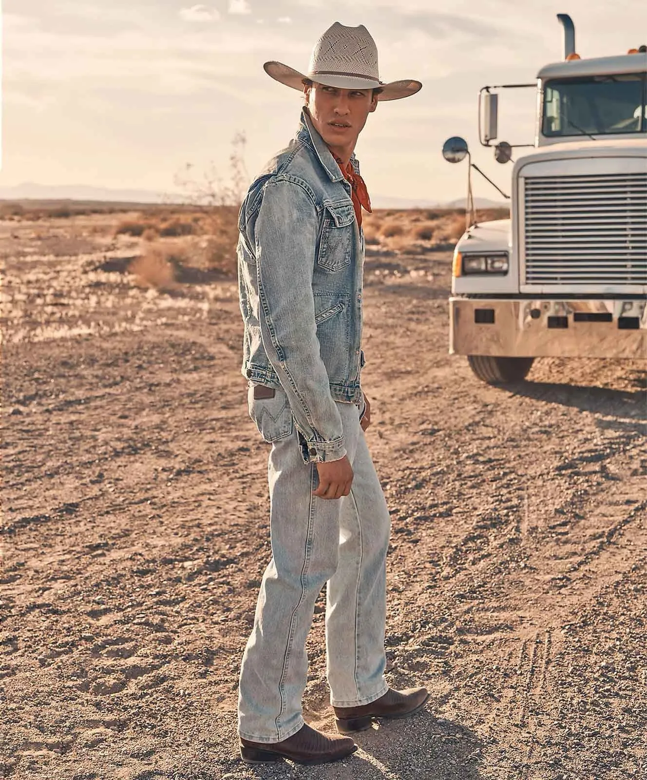 Herren Jeans 13MWZ von Wrangler in Bleach