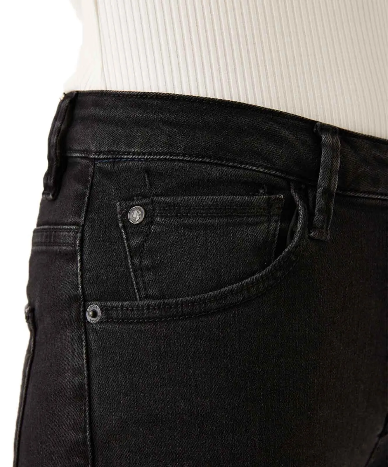 Damen Jeans Celia 245 von Garcia in Dark Used