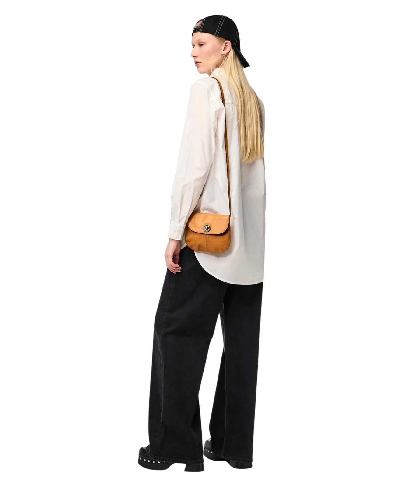 Damen Tasche Total Royal von Pieces in Cognac