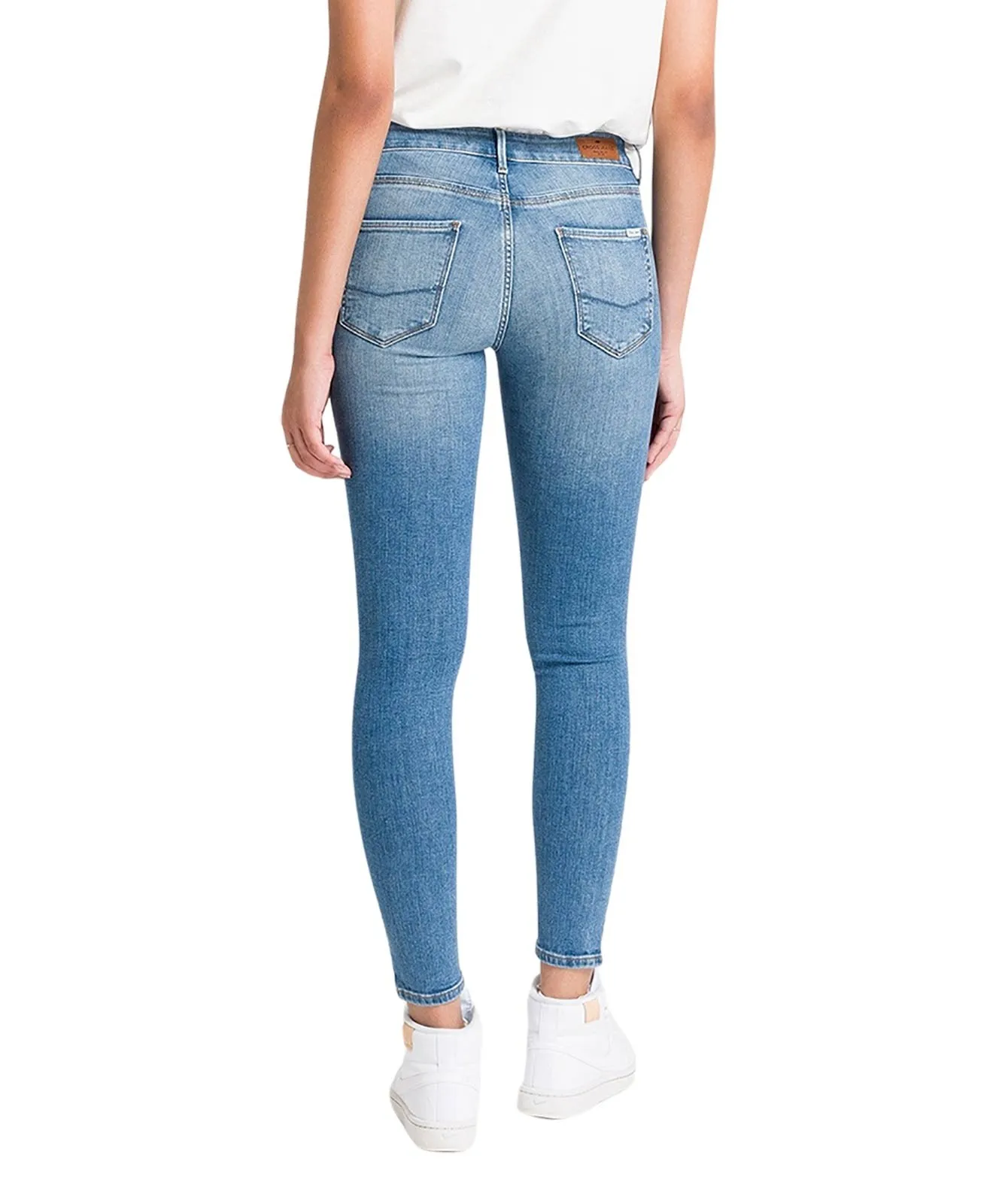Damen Jeans Giselle von Cross in Mid Blue Used
