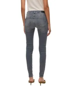 Vero Moda Jeans Slim Fit Lux in mittelgrauer Waschung