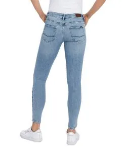Cross Jeans Giselle in Hellblauer Waschung mit Ankle-Länge