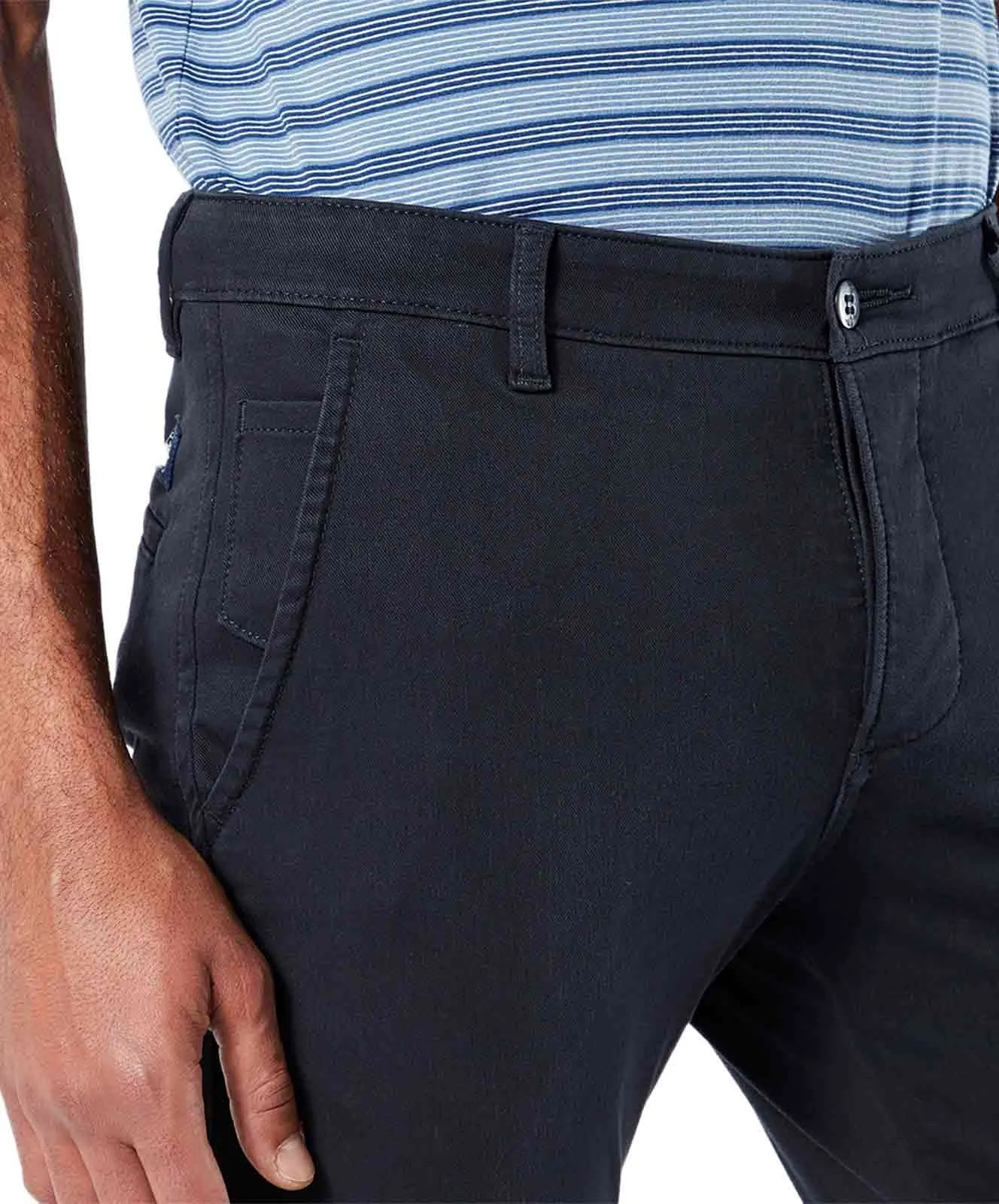 Herren Hose Supreme Flex Skinny von Dockers in Dockers Navy