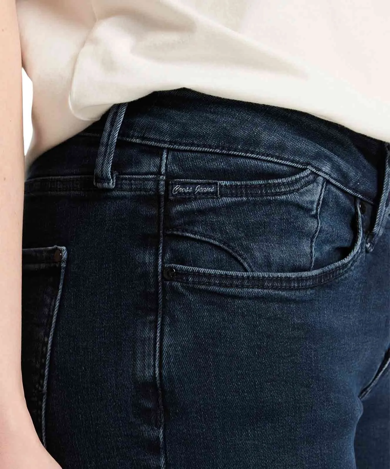 Damen Jeans Rose von Cross in Blue Black