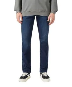 Wrangler Greensboro Jeans in dunkler Wild Horse Waschung