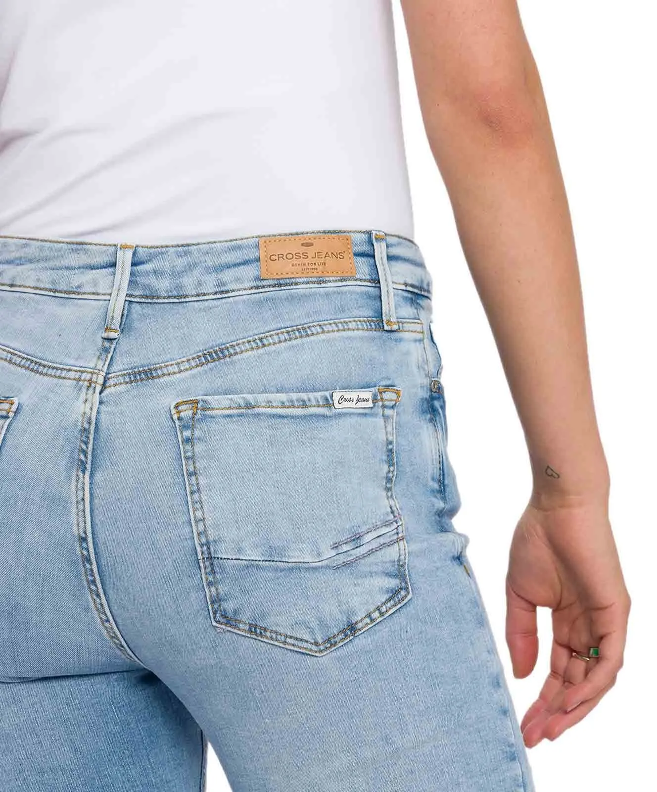 Damen Jeans Alan von Cross in Light Mid Blue Used