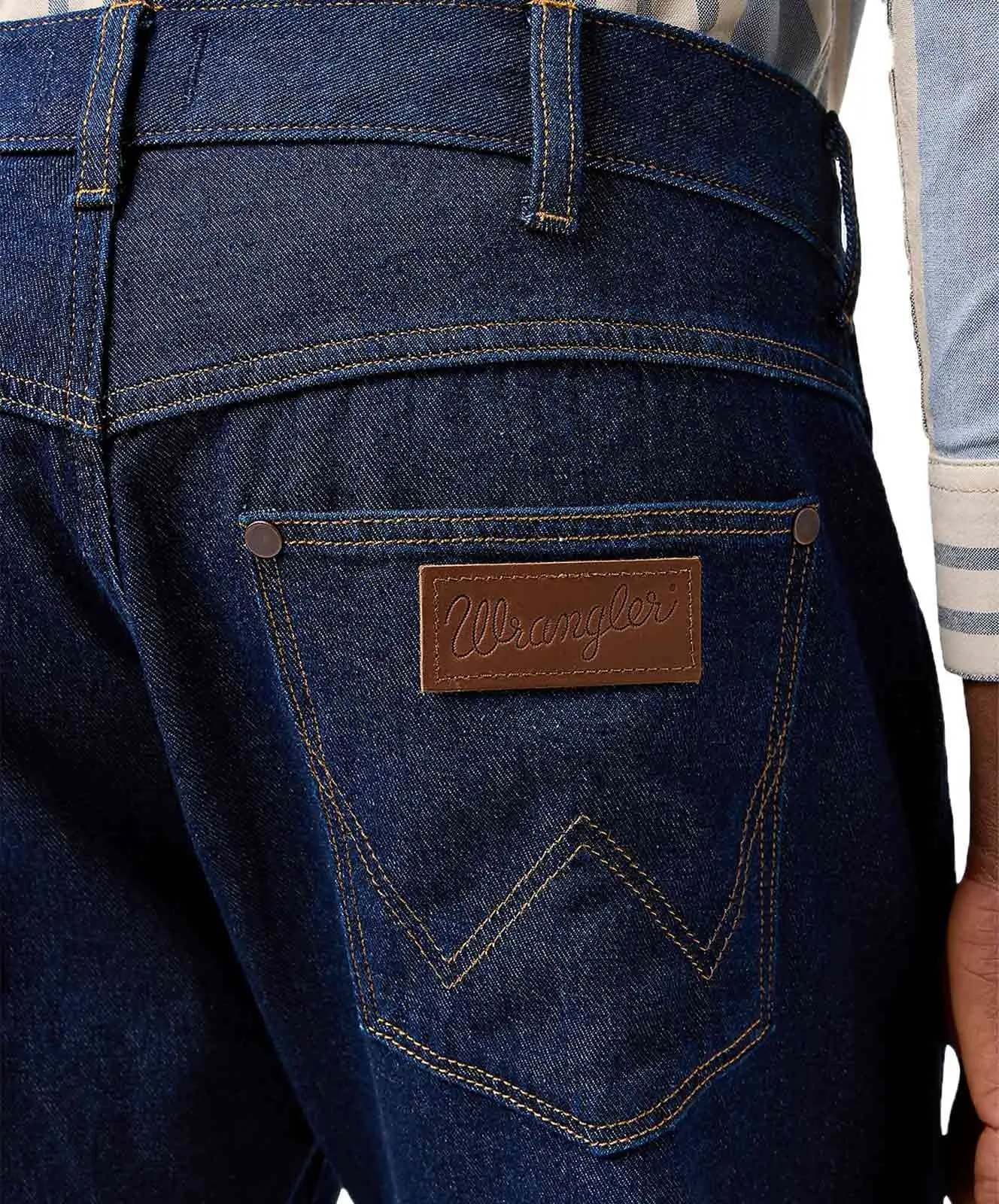 Herren Jeans Frontier  von Wrangler in Rinsed Night