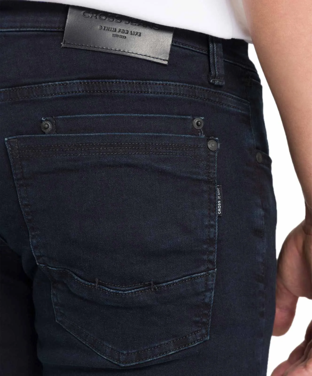 Herren Jeans Dylan von Cross in Midnight Blue
