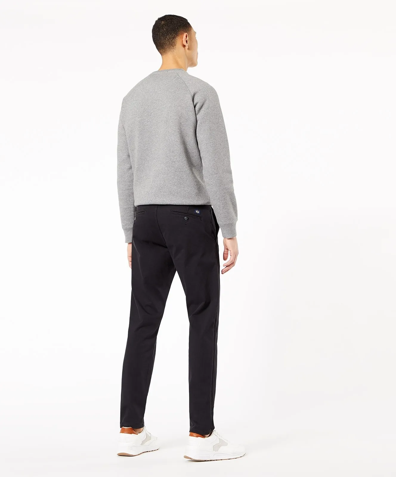 Herren Hose Alpha Chino von Dockers in Black