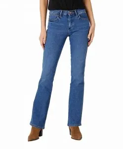 Wrangler Jeans Bootcut Body Bespoke in Camellia Waschung