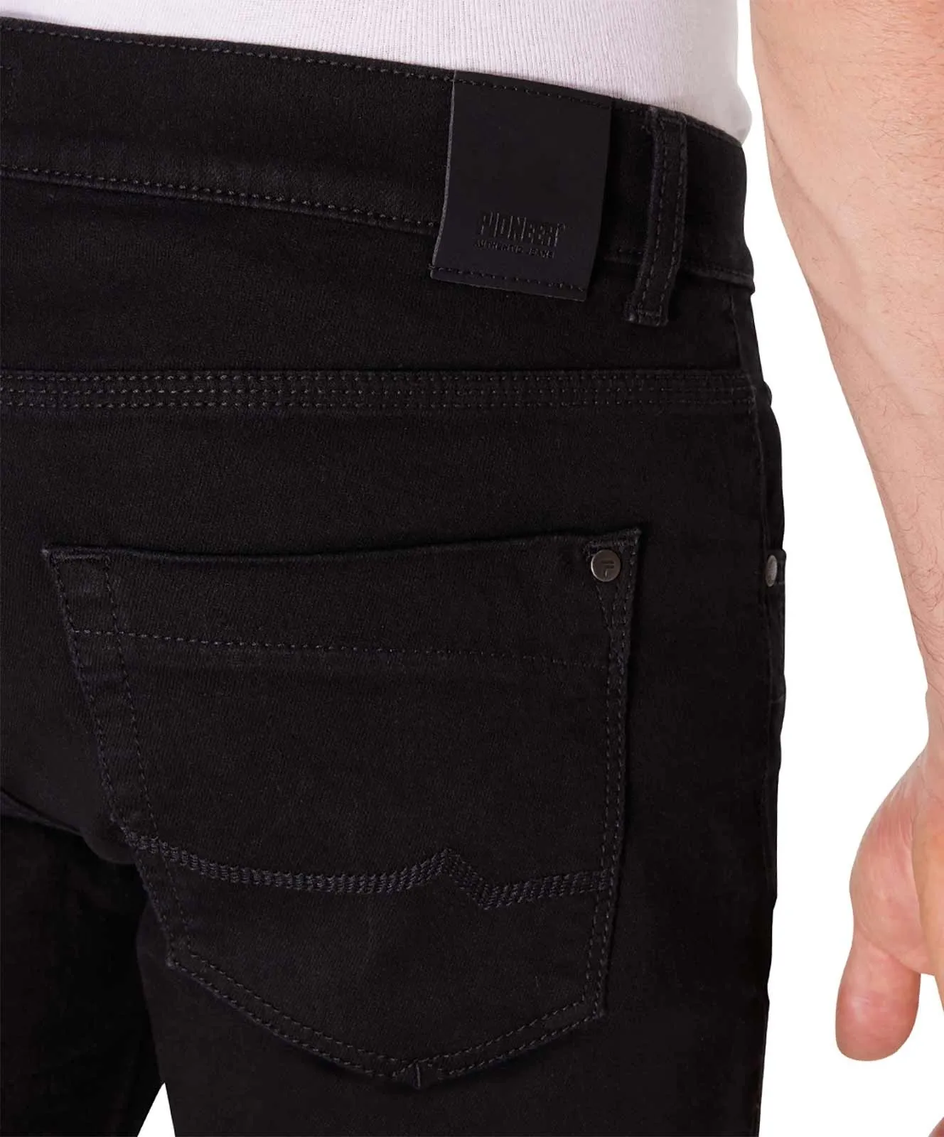 Herren Jeans Eric von Pioneer in Black Black Raw