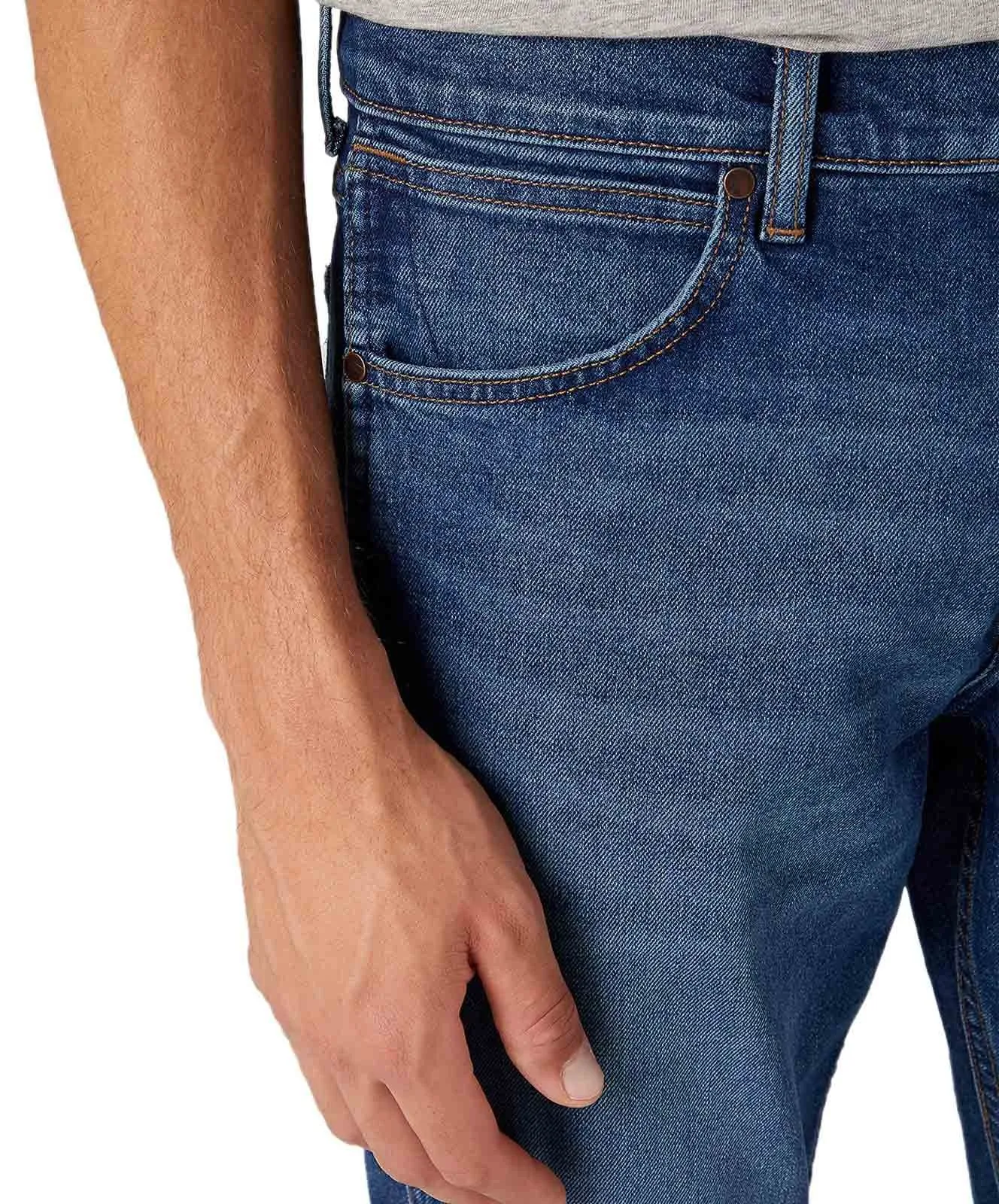 Herren Jeans Greensboro von Wrangler in Blue Arcade