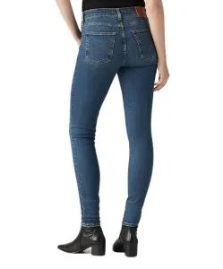 Levi's 721 High Rise Skinny Jeans in Blue Wave Dark