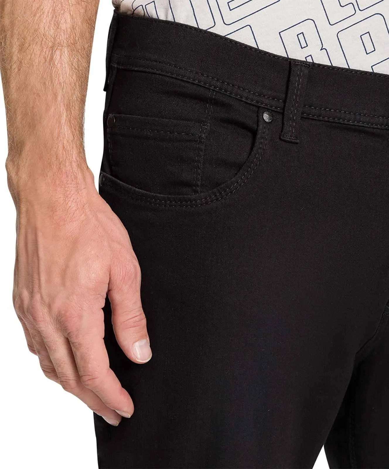 Herren Jeans Thomas 1601 von Pioneer in Black